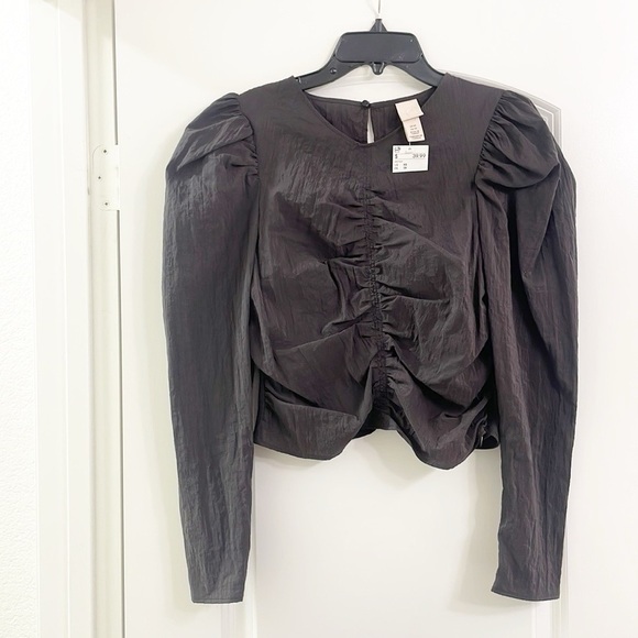 NEW H&M black long sleeve ruched top - Picture 1 of 4